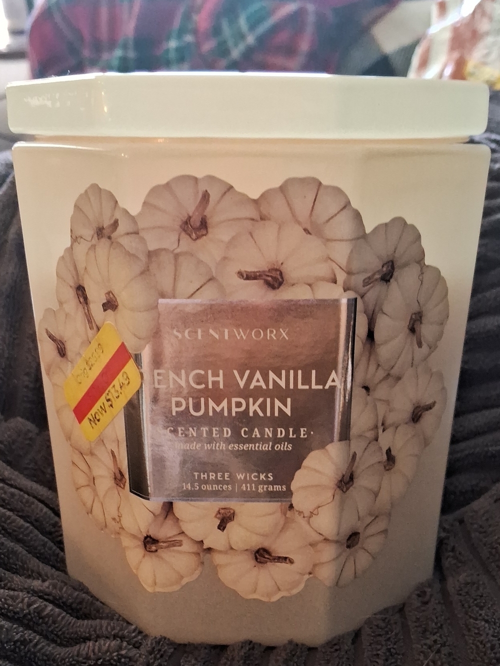 French Vanilla Pumpkin Scented Candle - Cream
